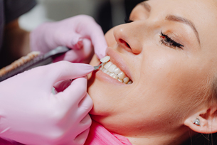 Dental Veneers to Restore Damaged Tooth | Boynton Beach, FL
